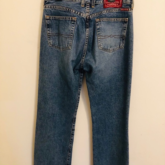 Jeans - Picture 2 of 3